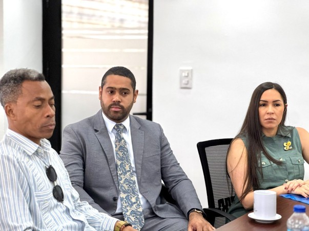 2 Encuentro En Sucursal Los Mina