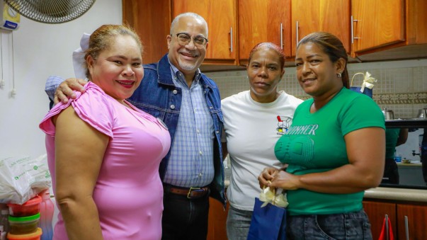 AGRADECIMIENTO DURANTE CELEBRACION DIA MADRE