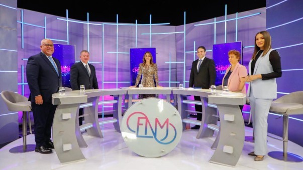 ENTREVISTA EN ESTA NOCHE MARIASELA 2