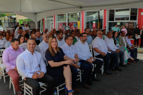 PUBLICO DE LOS MINA