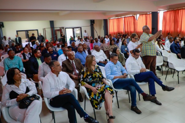 PUBLICO Del Seibo En Entrega Credito