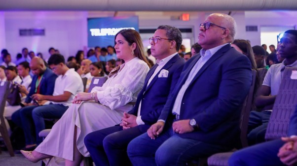 Durante Lanzamiento En El Sheraron