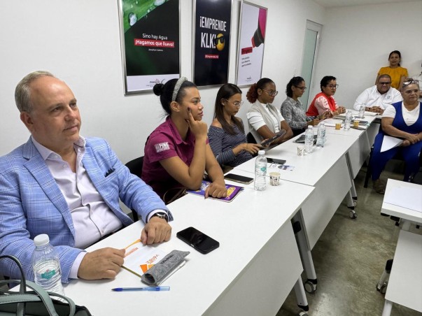 Participante Del Taller En La Luperon